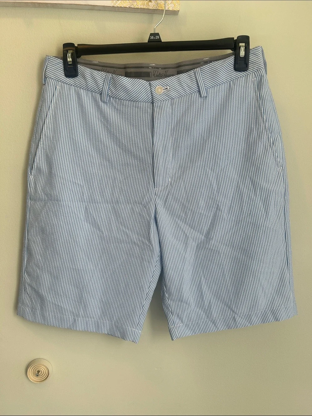 Walter Hagen Blue & White Seersucker Flat-Front Men's Shorts